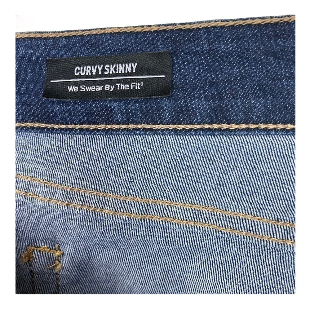 𝅺torrid CURVEY SKINNY JEAN - Picture 5 of 10